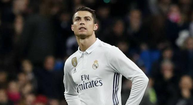 开云官网-皇马出手阔绰，续约多位新星，打造未来阵容