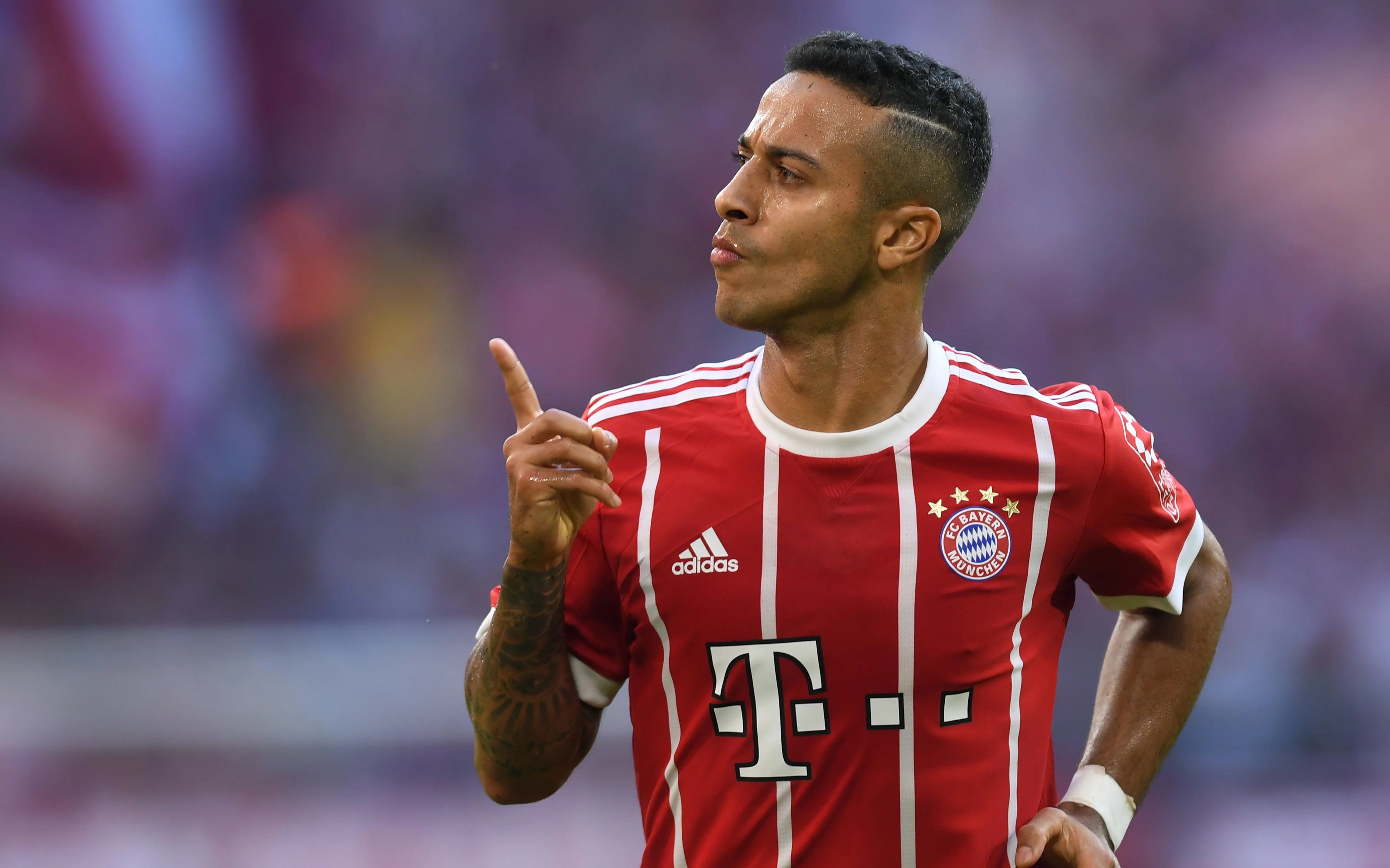 开云·体育官网-包含皇家马德里中场魔术师引领全队的词条