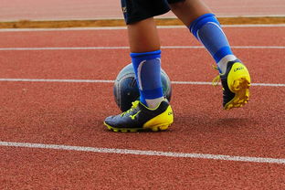 开云官方-中国足球关键传球手表现评分，足球传球种类