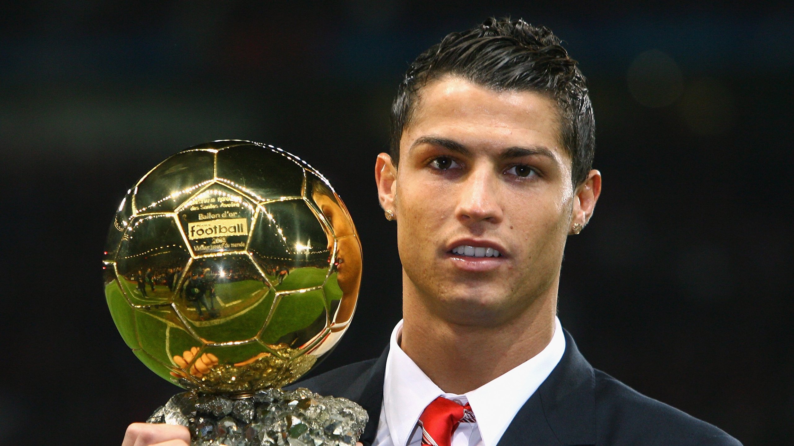 球员在国际赛事中完成学业,体育与教育并重成典范,球员就应该在